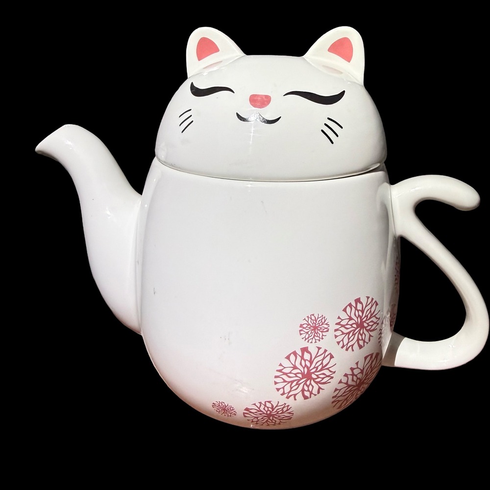 Genki Cats White Ceramic Lucky Cat Teapot with Removable Metal Strainer 6.5in